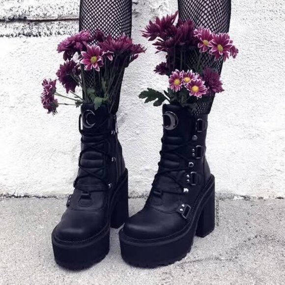 Killstar Shoes - KILLSTAR Broom Rider vegan leather boots [B] size 9